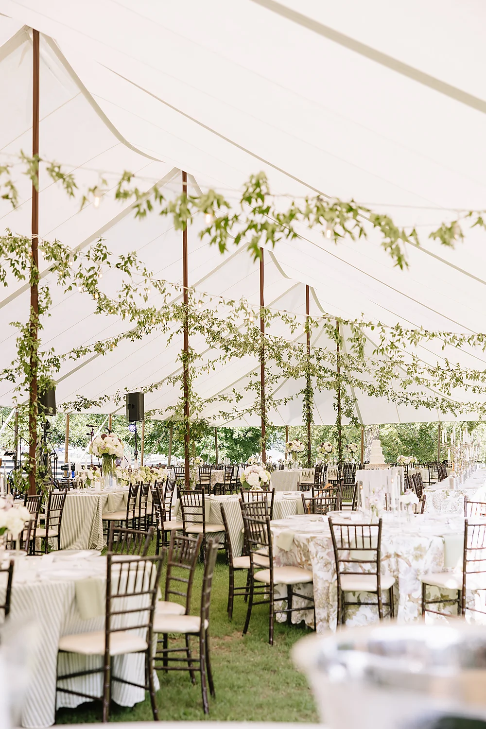 Liza Holley Jonathan Kosier elegant outdoor wedding reception tent Glendale Kentucky Rooted In Wild Photo