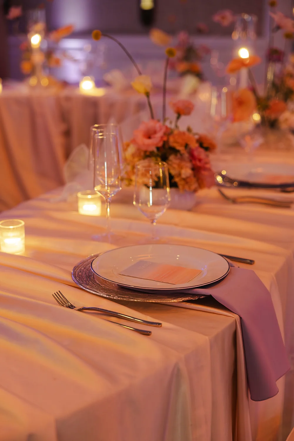 Mod Events Designs Eau Palm Beach elegant warm inviting floral refined Sia Weddings Photography