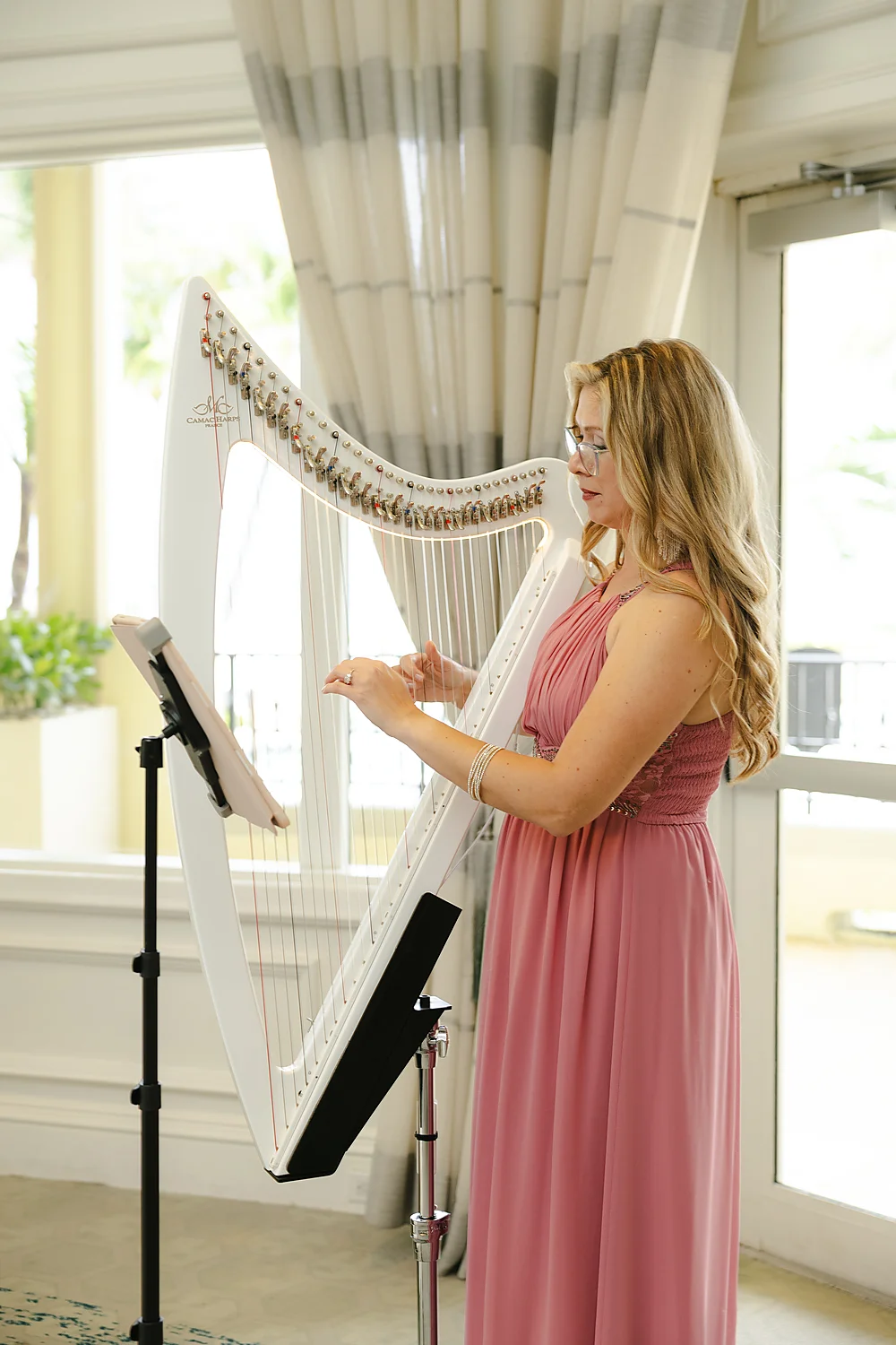 Mod Events Designs Eau Palm Beach woman playing white harp Sia Weddings Photography