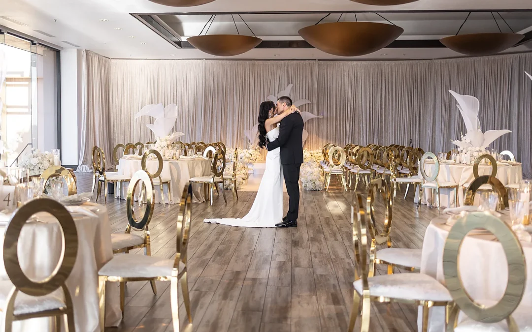 Love In Waves A Modern Luxury Wedding Editorial In Las Vegas elegant wedding reception room
