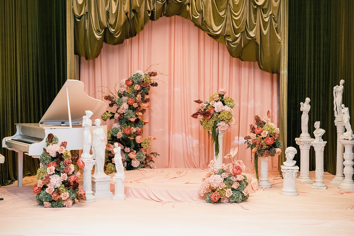 Stunning Brilliant Events Designs The Joule Trendsetter Series Dallas Tx dreamy floral ethereal classical