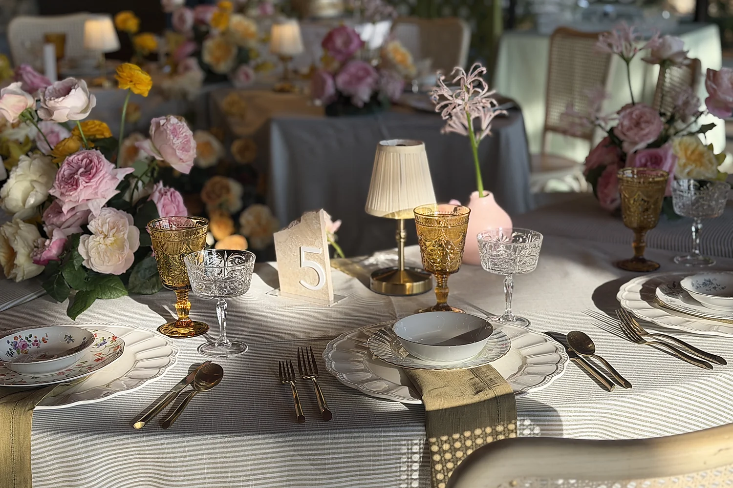Wedding Connections Designs Omni Grove Park Inn The Styled Challenge Asheville elegant sunny floral table setting Wedding Connections Designs Omni Grove Park Inn The Styled Challenge Asheville elegant sunny floral table setting