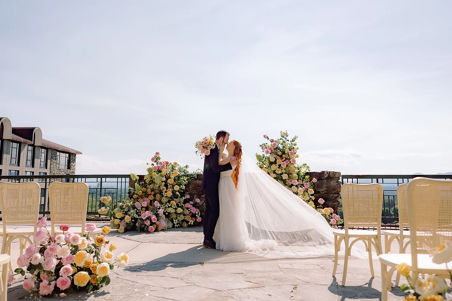 Wedding Connections Designs Omni Grove Park Inn The Styled Challenge Asheville outdoor wedding couple kissing Wedding Connections Designs Omni Grove Park Inn The Styled Challenge Asheville outdoor wedding couple kissing