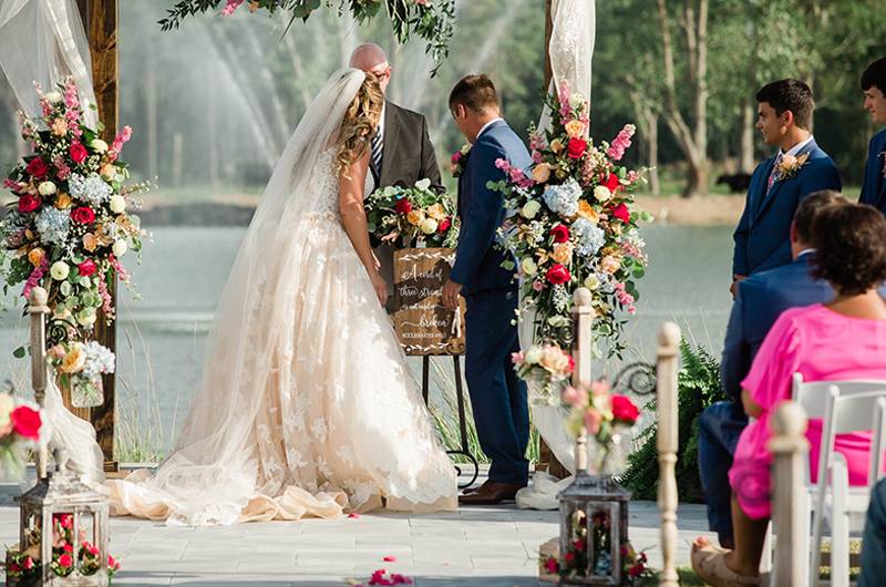 Brianna Geiger & Jimmy Nettles Bride And Groom Saying Vows 