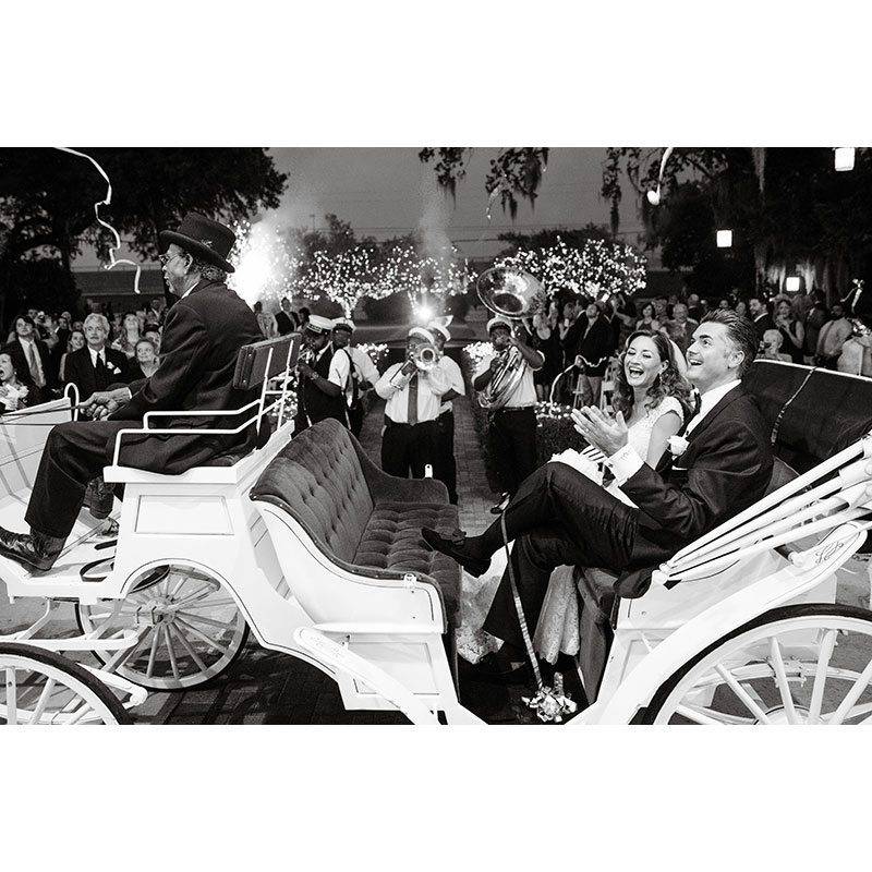 Collin Richie photography couple in carriage