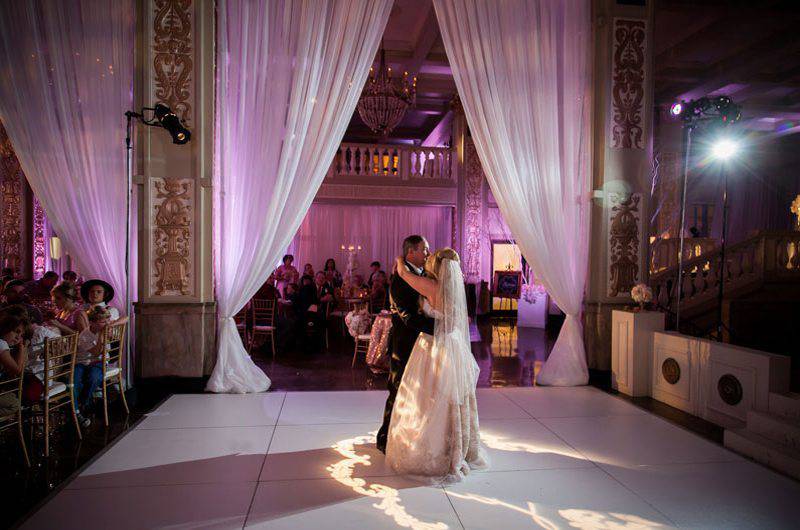 Cadre Building father daughter dance