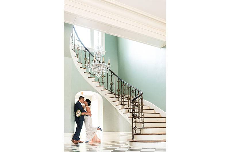 Staircase Kiss Cedar hall spiral crystal chandelier