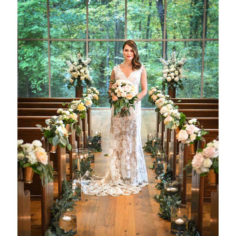 Gracelands Chapel In The Woods Bride At The End Of The Aisle