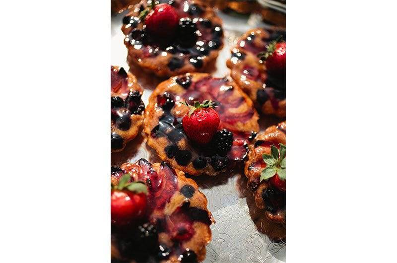 Karen Donatelli Cake Designs strawberry pie with blueberry
