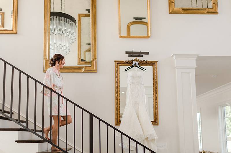 Brittany Wise And Dalton Roe Bride On Stairs