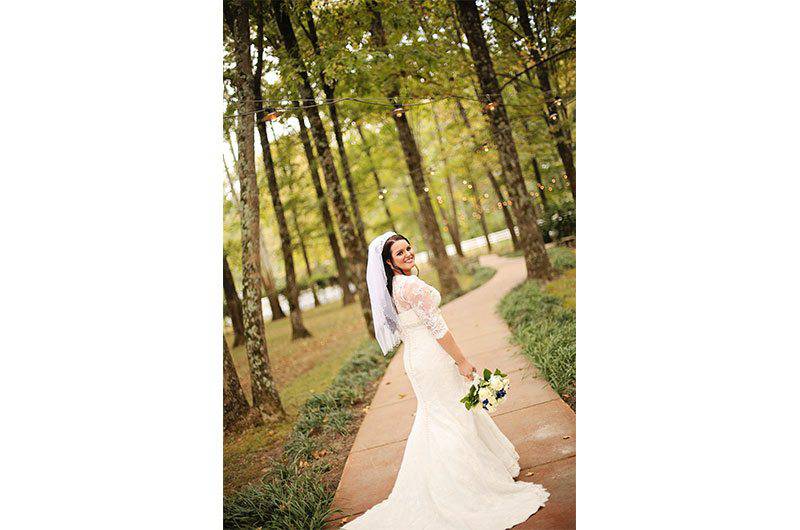 Maple Grove Farm bride trail outdoor nature