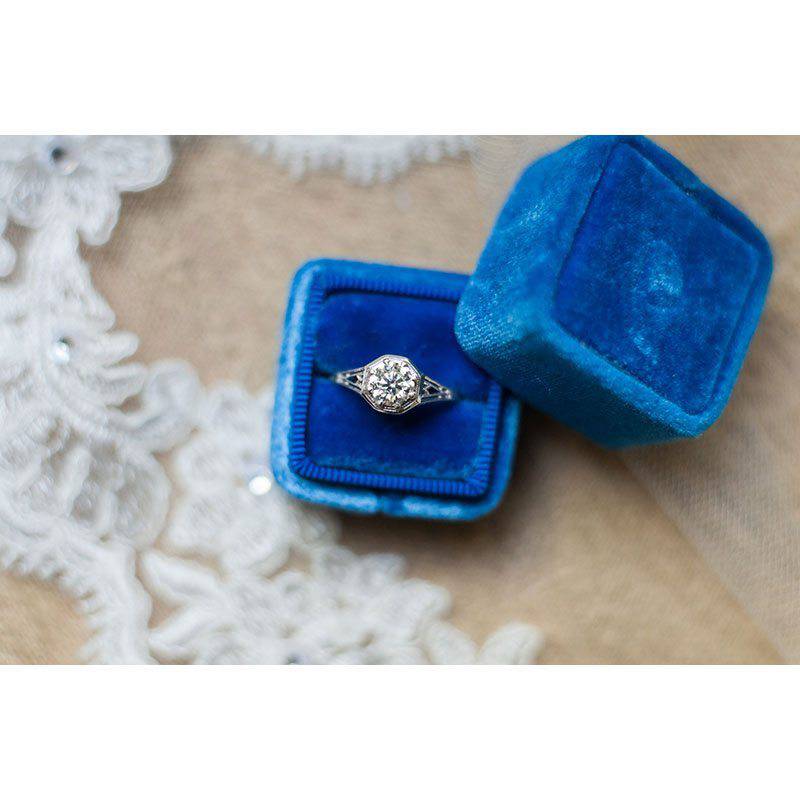 Piper Vine Photography Blue Ring box