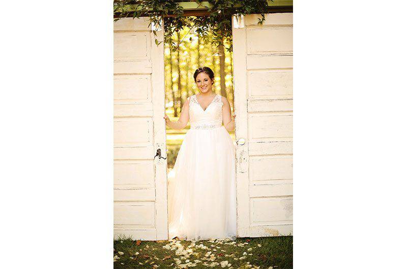 Maple Grove Farm bride doorway outdoors