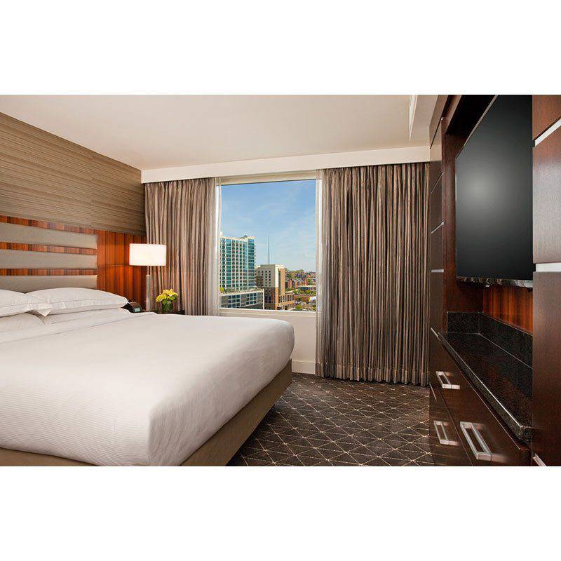 Hilton Nashville Downtown room suite