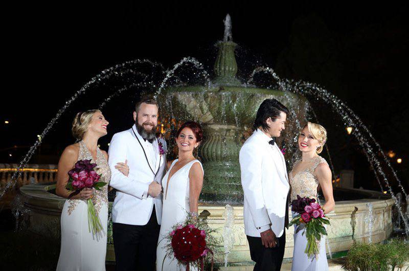 Beau Rivage Resort and Casino Fountain wedding party