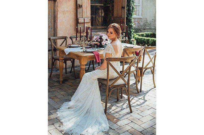 Weddings by Lulu bride and table seating