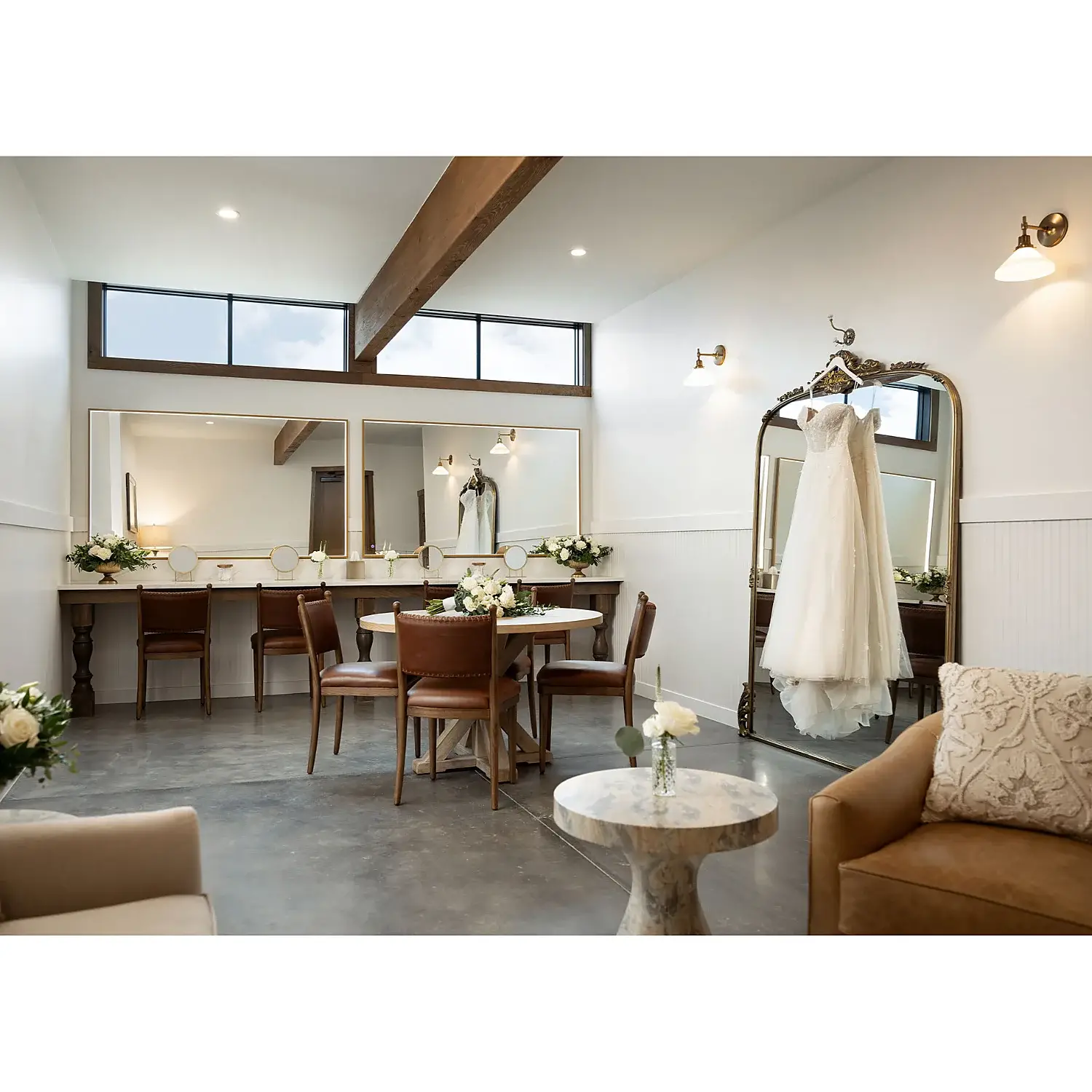 Hyatt Regency Hill Country Resort and Villas Texas Rancher Hall Wedding Suite Lounge