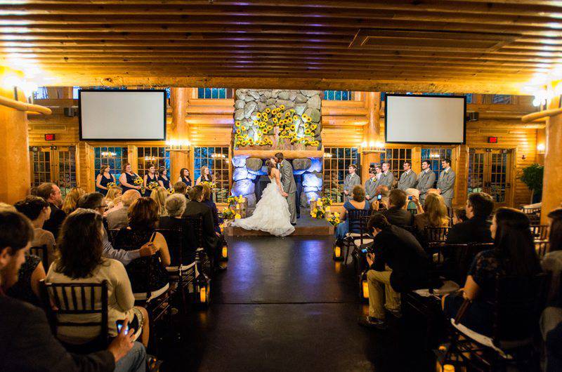 Memphis Zoo Wedding Ceremony 