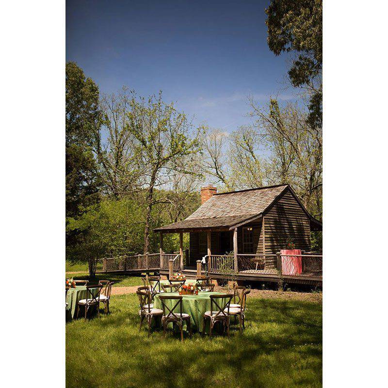 The Davis Home at Strawberry Plains outdoor reception setup