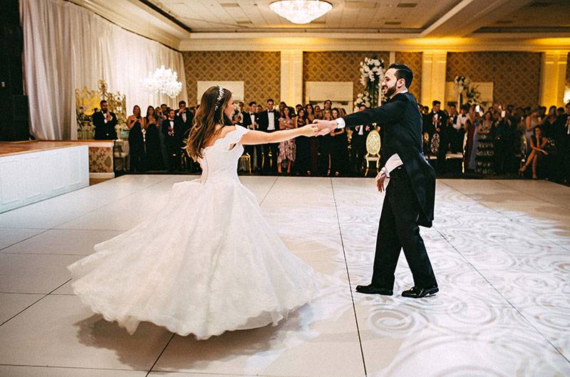  Margo Gronauer & Steven Saharovici Couples First Dance