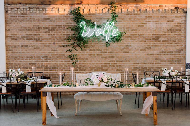 Amber Calderon And Jon Wolfes Real Wedding In Austin Texas Couples Seating Arrangements