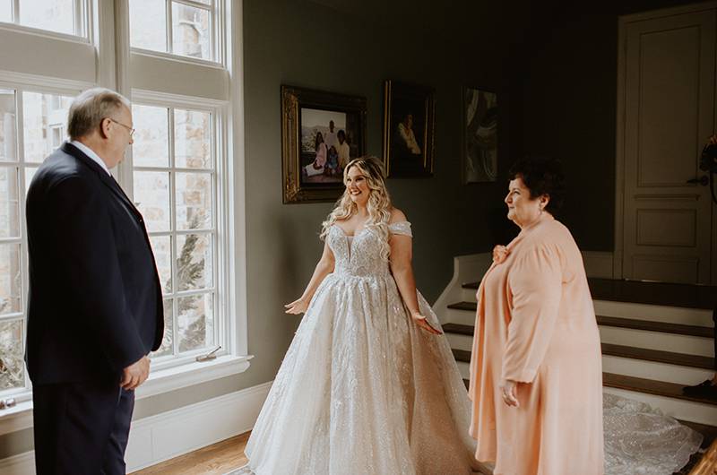 Amanda White And Steve McCorkle Bride With Parents